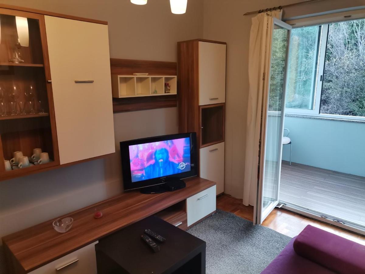 Apartment T&T Lovran Eksteriør billede